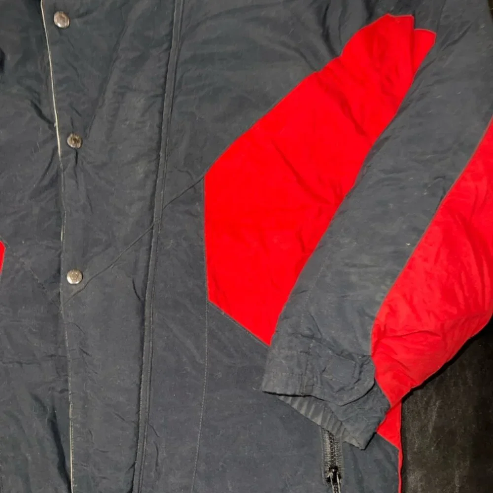 Vintage J.J. Cochran Bomber Ski Jacket Black and Red Sz. L (GS36)‎
